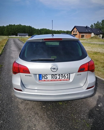 Opel Astra cena 16900 przebieg: 258000, rok produkcji 2011 z Sieradz małe 277